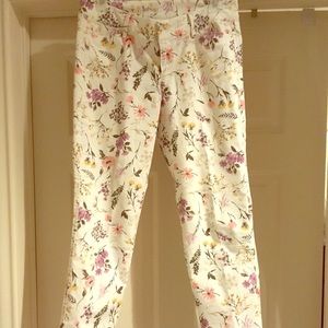 White floral pant